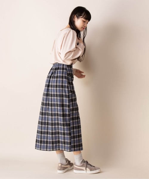 Mysa&Liina（ミーサリーナ）の「フロントZIPスリット入りペンシルスカート（スカート・レディース・ベージュ/ネイビー/ブルー/アイボリー/サンドベージュ・M）」の9枚目の写真
