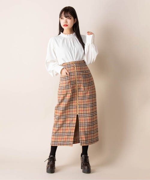 Mysa&Liina（ミーサリーナ）の「フロントZIPスリット入りペンシルスカート（スカート・レディース・ベージュ/ネイビー/ブルー/アイボリー/サンドベージュ・M）」の22枚目の写真