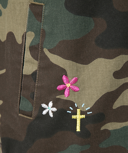 X-girl（エックスガール）の「【mini4月号掲載】MILITARY SHIRT（シャツ/ブラウス・レディース・カモフラージュ/オリーブ/ネイビー・1/2）」の11枚目の写真