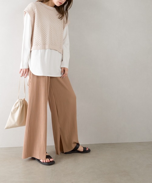 SpRay（スプレイ）の「スリット入プリーツワイドパンツ（その他パンツ・レディース・チャコールグレー/ブラック/ベージュ/ブラウン/アイボリー・FREE）」の11枚目の写真