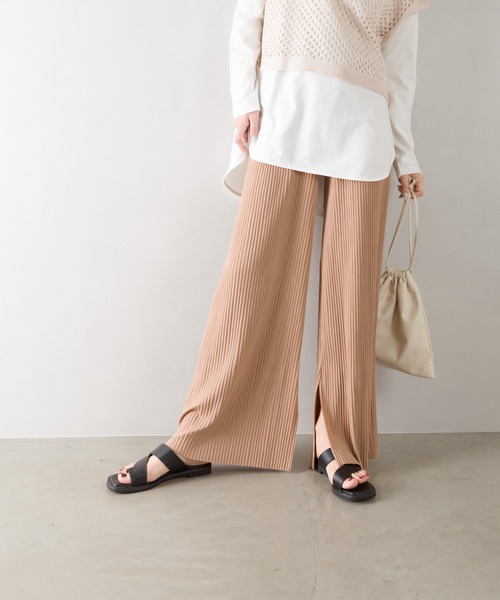 SpRay（スプレイ）の「スリット入プリーツワイドパンツ（その他パンツ・レディース・チャコールグレー/ブラック/ベージュ/ブラウン/アイボリー・FREE）」の12枚目の写真