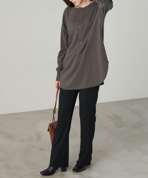 anown(アノン)の「【上下セット】2wayビッグ長袖Tシャツ×ストレートフレアリブパンツ<セットアップ>(その他パンツ・レディース・ホワイト系その他/ブラック系その他/ブラウン系その他/ベージュ系その他/ブルー系その他/ホワイト系その他2/ホワイト系その他3/ホワイト系その他4/ホワイト系その他5/ブラック系その他2/ブラック系その他3/ブラック系その他4/ブラック系その他5/ブラウン系その他2/ブラウン系その他3/ブラウン系その他4/ブラウン系その他5/ベージュ系その他2/ベージュ系その他3/ベージュ系その他4/ベージュ系その他5/ブルー系その他2/ブルー系その他3/ブルー系その他4/ブルー系その他5・FREE)」の12枚目の写真