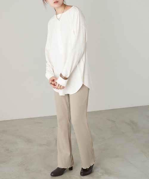 anown(アノン)の「【上下セット】2wayビッグ長袖Tシャツ×ストレートフレアリブパンツ<セットアップ>(その他パンツ・レディース・ホワイト系その他/ブラック系その他/ブラウン系その他/ベージュ系その他/ブルー系その他/ホワイト系その他2/ホワイト系その他3/ホワイト系その他4/ホワイト系その他5/ブラック系その他2/ブラック系その他3/ブラック系その他4/ブラック系その他5/ブラウン系その他2/ブラウン系その他3/ブラウン系その他4/ブラウン系その他5/ベージュ系その他2/ベージュ系その他3/ベージュ系その他4/ベージュ系その他5/ブルー系その他2/ブルー系その他3/ブルー系その他4/ブルー系その他5・FREE)」の4枚目の写真