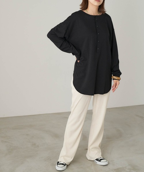 anown(アノン)の「【上下セット】2wayビッグ長袖Tシャツ×ストレートフレアリブパンツ<セットアップ>(その他パンツ・レディース・ホワイト系その他/ブラック系その他/ブラウン系その他/ベージュ系その他/ブルー系その他/ホワイト系その他2/ホワイト系その他3/ホワイト系その他4/ホワイト系その他5/ブラック系その他2/ブラック系その他3/ブラック系その他4/ブラック系その他5/ブラウン系その他2/ブラウン系その他3/ブラウン系その他4/ブラウン系その他5/ベージュ系その他2/ベージュ系その他3/ベージュ系その他4/ベージュ系その他5/ブルー系その他2/ブルー系その他3/ブルー系その他4/ブルー系その他5・FREE)」の11枚目の写真