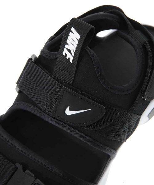 a.v.v（アーヴェヴェ）の「NIKEキャニオンサンダル（その他シューズ・メンズ・ブラック/マスタード・26/27）」の4枚目の写真