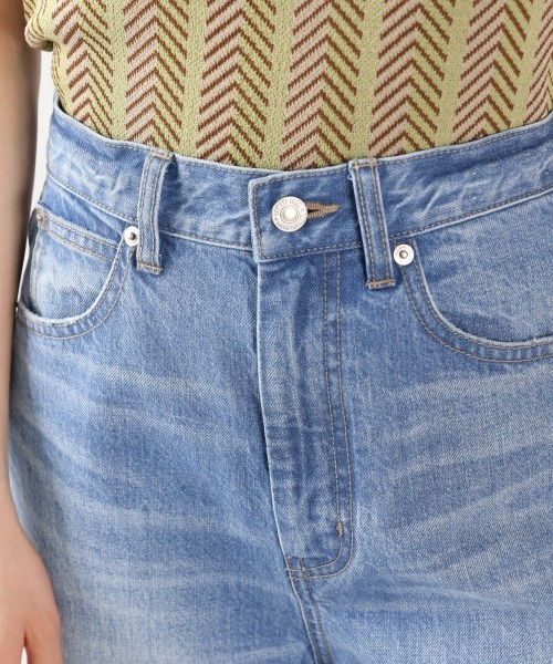 LOWRYS FARM(ローリーズファーム)の「CONE/ストレートパンツ 948666(デニムパンツ・レディース・ブルー/ライトブルー・SMALL/MEDIUM/LARGE)」の7枚目の写真