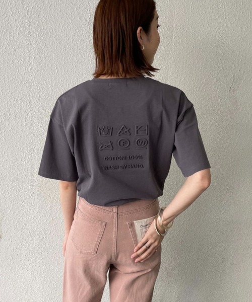 Doux archives（ドゥアルシーヴ）の「エンボスＴシャツ（Tシャツ/カットソー・レディース・チャコールグレー/オフホワイト/カーキ・FREE）」の3枚目の写真