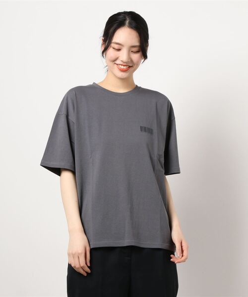 Doux archives（ドゥアルシーヴ）の「エンボスＴシャツ（Tシャツ/カットソー・レディース・チャコールグレー/オフホワイト/カーキ・FREE）」の14枚目の写真