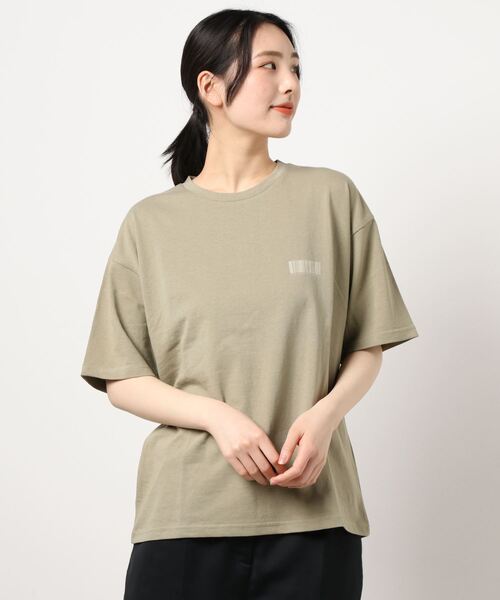 Doux archives（ドゥアルシーヴ）の「エンボスＴシャツ（Tシャツ/カットソー・レディース・チャコールグレー/オフホワイト/カーキ・FREE）」の15枚目の写真