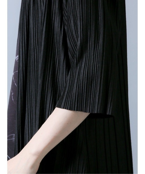 SHELLAC（シェラック）の「シェラック/SHELLAC 5分袖プリーツ ロングカーディガン（カーディガン/ボレロ・メンズ・ブラック・LARGE/MEDIUM）」の7枚目の写真