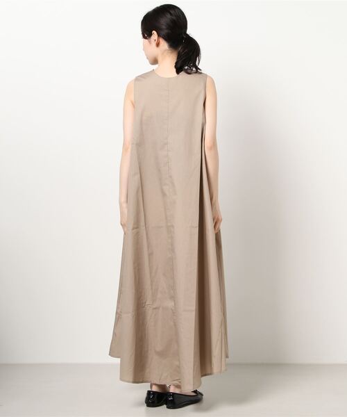 KOBE LETTUCE（コウベレタス）の「前後2WAYスリーブレスAラインワンピース（ワンピース・レディース・ブラック/ベージュ/カーキ/ブルー・FREE）」の11枚目の写真