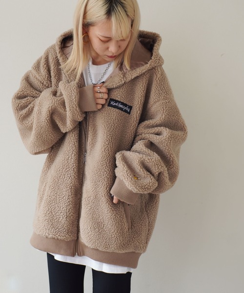 Mark Gonzales(マーク・ゴンザレス)の「< 当店限定・別注アイテム > 【 Mark Gonzales / マークゴンザレス 】 刺繍 ボアフリース フードパーカー(その他アウター・メンズ・ブラック/ベージュ/オフホワイト・M/L/XL)」の18枚目の写真