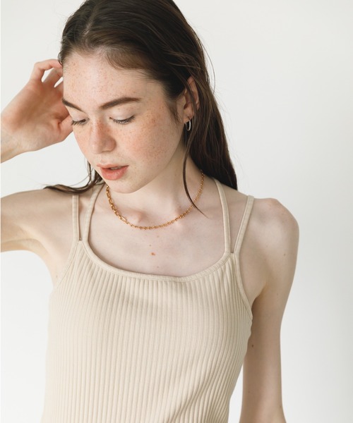 koe(コエ)の「カップ付きキャミソール*(キャミソール・レディース・ブラック/ベージュ/アイボリー・L/M)」の4枚目の写真