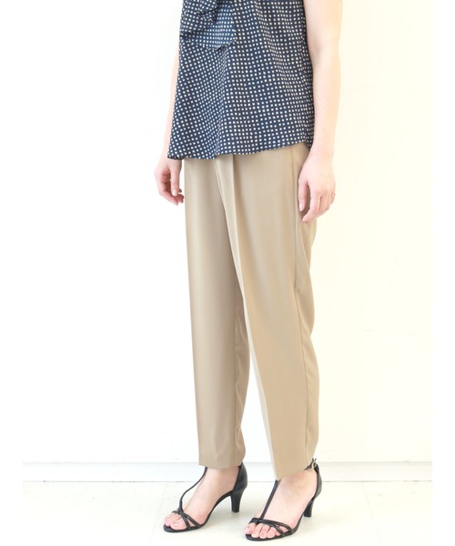 Te chichi（テチチ）の「ソフトテーパードパンツ（その他パンツ・レディース・オレンジ/ブラック/カーキ・SMALL/MEDIUM）」の6枚目の写真