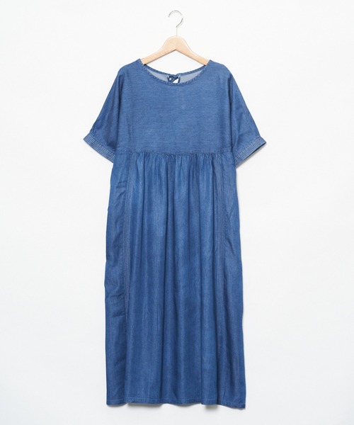AS KNOW AS de base(アズノゥアズドゥバズ)の「レーヨンデニムギャザワンピース(ワンピース・レディース・ブルー/ワンウォッシュ・FREE)」の2枚目の写真