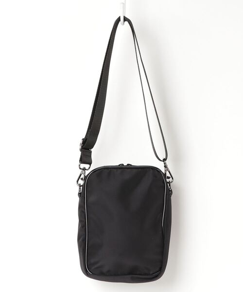 X-girl（エックスガール）の「OVAL LOGO SHOULDER BAG（ショルダーバッグ・レディース・ベージュ/ホワイト/ブラック・ONE SIZE）」の19枚目の写真