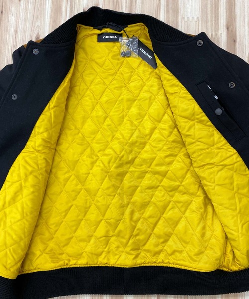 DIESEL（ディーゼル）の「レザー切替ウールファブリックボンバージャケット「W-KISLOV」（スタジャン・メンズ・ブラック・L）」の11枚目の写真