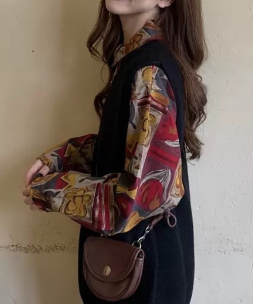 KOR（ケーオーアール）の「レトロ 花柄 総柄  オーバーサイズ長袖シャツ（シャツ/ブラウス・レディース・レッド・S/M/L/XL）」の9枚目の写真