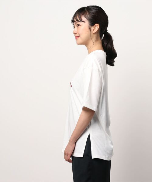 mysty woman（ミスティウーマン）の「メッセージロゴＴシャツ 217547（Tシャツ/カットソー・レディース・ベージュ/オフホワイト/チャコール・FREE）」の4枚目の写真