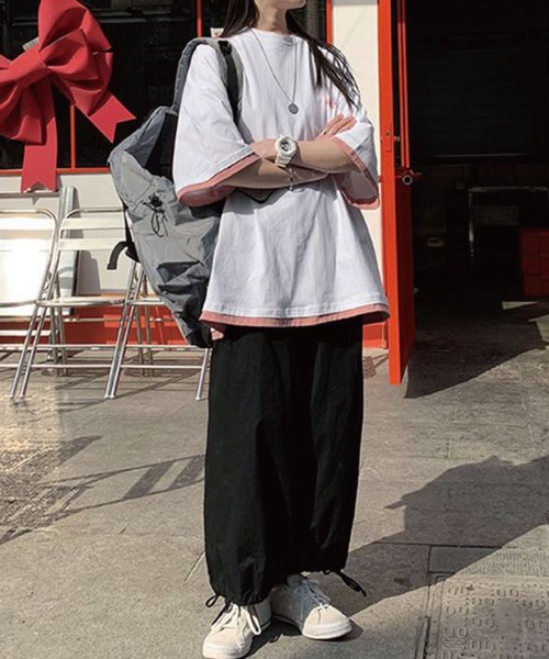 meJane（ミージェーン）の「ベーシック重ね着風レイヤード配色ビックTシャツ（Tシャツ/カットソー・レディース・ホワイト/ブラック・FREE）」の5枚目の写真