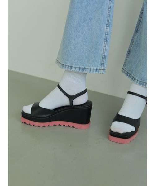 AMAIL（アマイル）の「カラフルポイントサンダル（サンダル・レディース・ブラック/ベージュ・S/M/L）」の16枚目の写真