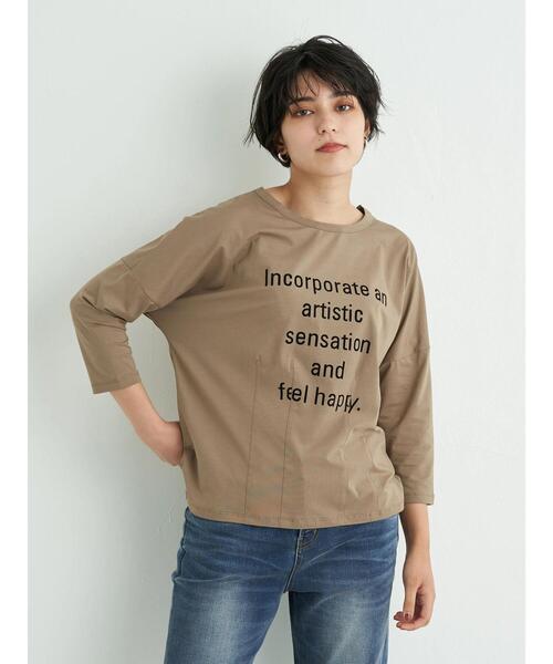 Editt by YECCA VECCA(エディットバイイェッカヴェッカ)の「タックデザインロゴTee*(Tシャツ/カットソー・レディース・オフホワイト/ブラック/ダークベージュ・FREE)」の4枚目の写真