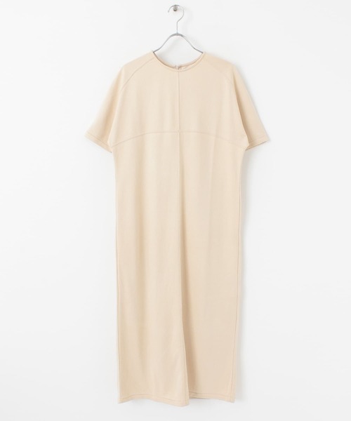 KBF（ケイビーエフ）の「スエードロングワンピース（ワンピース・レディース・オフホワイト/キャメル/ブラック・ONE）」の22枚目の写真