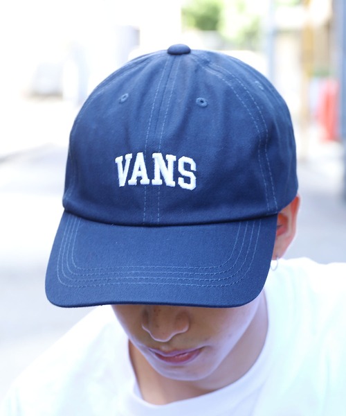 VANS(バンズ)の「VANS/ヴァンズ M VANS Arch Logo 6Panel cap カレッジロゴ ブランドロゴ 刺繍 キャップ(キャップ・メンズ・ネイビー/ワイン/ホワイト・FREE)」の21枚目の写真