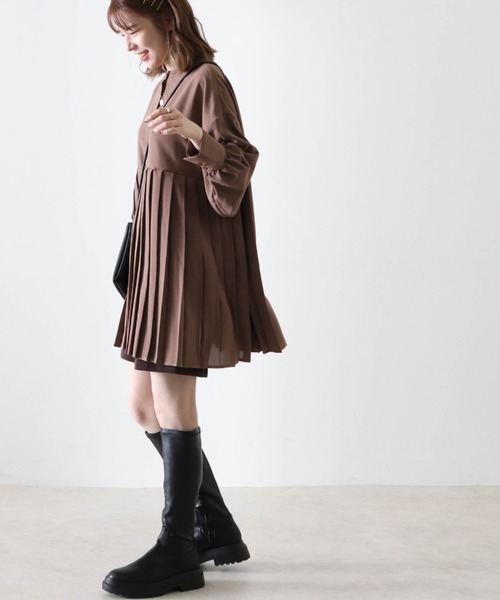 Cheek（チーク）の「プリーツ切替チュニック（チュニック・レディース・ブラック/アイボリー/モカ・MEDIUM）」の4枚目の写真