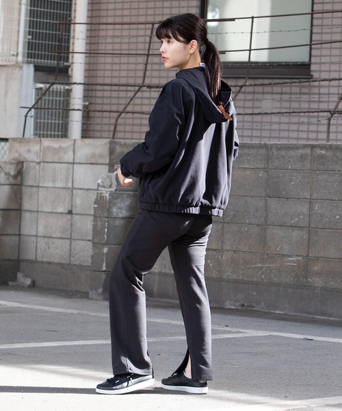 le coq sportif（ルコックスポルティフ）の「ポーラテックフリースアノラックジャケット（ブルゾン・レディース・ベージュ/ブラック/ホワイト・L/M/S/XL）」の8枚目の写真