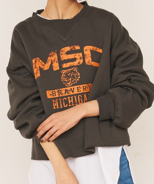 BONbazaar（ボンバザール）の「後レースUPカレッジプリントスウェット（スウェット・レディース・ブラック/オフホワイト・FREE）」の2枚目の写真