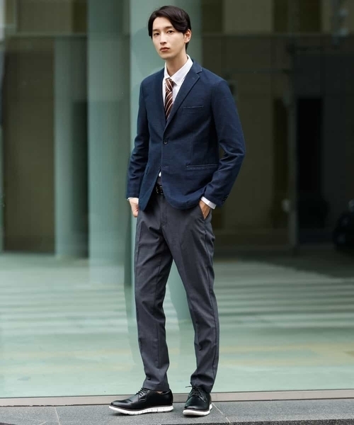 a.v.v（アーヴェヴェ）の「【オンオフ兼用】美脚ストレッチ裏起毛スマートスラックス[WEB限定サイズ]（スラックス・メンズ・ネイビー/ブラウン/チャコールグレー・44/46/50/52/48）」の6枚目の写真