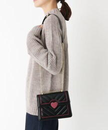 ハート付きキルティングショルダーバッグ
