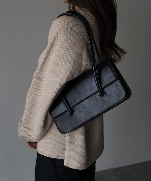 Riberry（リベリー）の「ロングスクエアショルダーバッグ（ハンドバッグ・レディース・ホワイト/ブラック/ブルー/グリーン・FREE）」の9枚目の写真