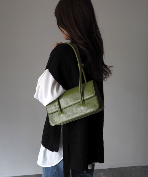 Riberry（リベリー）の「ロングスクエアショルダーバッグ（ハンドバッグ・レディース・ホワイト/ブラック/ブルー/グリーン・FREE）」の6枚目の写真