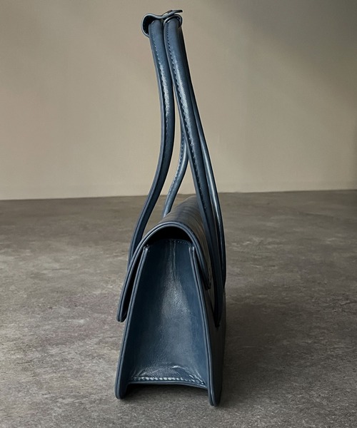 Riberry（リベリー）の「ロングスクエアショルダーバッグ（ハンドバッグ・レディース・ホワイト/ブラック/ブルー/グリーン・FREE）」の14枚目の写真