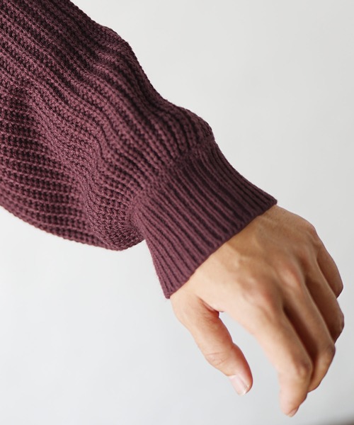 MinoriTY（マイノリティ）の「【MinoriTY】レイヤードクルーネックニット セーター メンズ 春服 冬服 オーバーサイズ ルーズフィット プルオーバー（ニット/セーター・メンズ・ホワイト/キナリ/グリーン/グレー/ブルー/ベージュ/ブラウン/ブラック/ブラウン系その他/モカ/ライトグレー/グリーン系その他/ブラック系その他/アイボリー/ベージュ系その他/ライトブルー・M/L/S）」の21枚目の写真