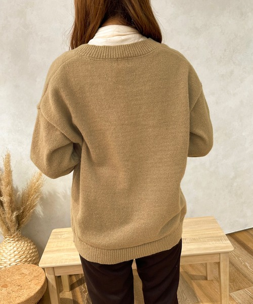 apres jour clair(アプレジュールクレア)の「【apres jour clair】Vネックニット(ニット/セーター・レディース・アイボリー/ベージュ・X-LARGE/フリー)」の12枚目の写真