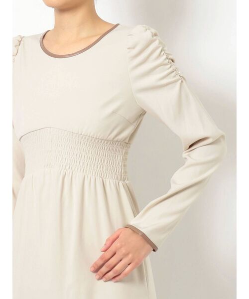 RESEXXY(リゼクシー)の「フェイクレザーポイントマーメイドワンピース(ワンピース・レディース・ベージュ/ピンク/ブルー・FREE)」の12枚目の写真