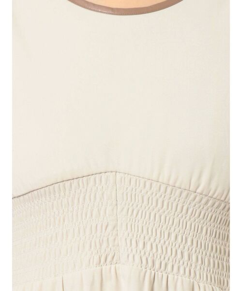 RESEXXY(リゼクシー)の「フェイクレザーポイントマーメイドワンピース(ワンピース・レディース・ベージュ/ピンク/ブルー・FREE)」の7枚目の写真