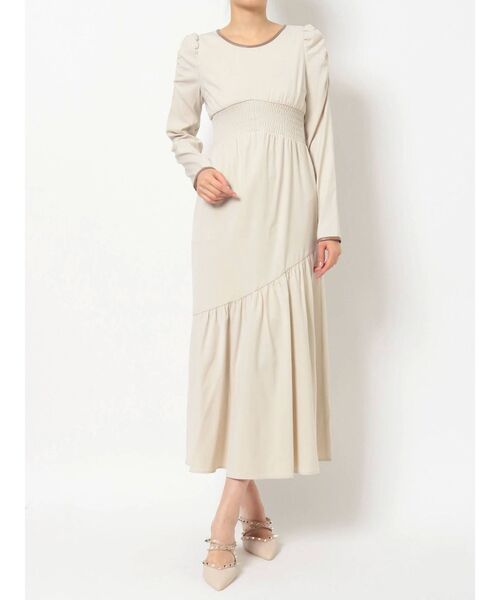 RESEXXY(リゼクシー)の「フェイクレザーポイントマーメイドワンピース(ワンピース・レディース・ベージュ/ピンク/ブルー・FREE)」の4枚目の写真