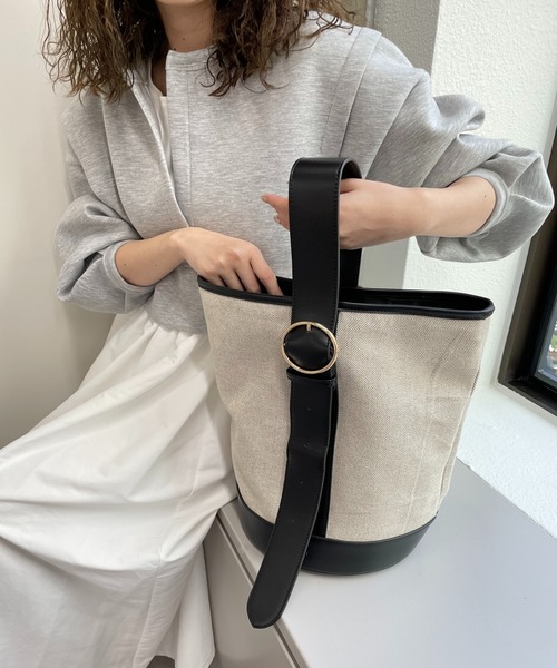loti（ロティ）の「WEB限定 loti キャンバスコンビワンハンドルBAG（ショルダーバッグ・レディース・ブラック/ブラウン・ONE SIZE）」の16枚目の写真