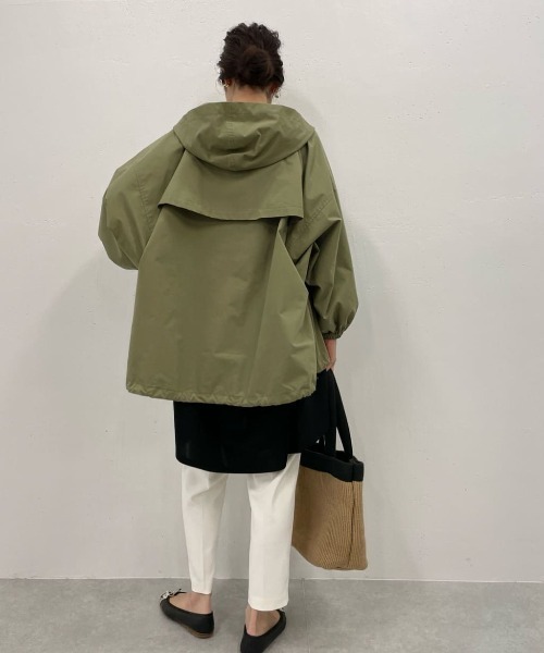 BEARDSLEY（ビアズリー）の「シャリ感あり ウエスト総ゴムで楽にはけるトラックパンツ（その他パンツ・レディース・ホワイト/ネイビー・0/1/2）」の16枚目の写真