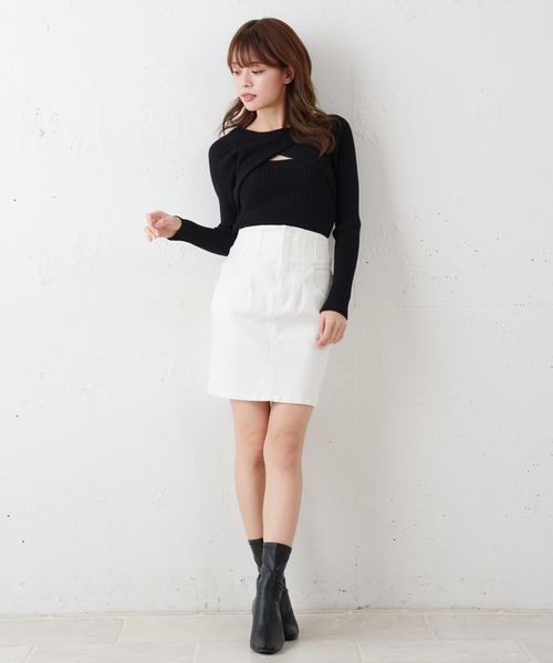 MIIA（ミーア）の「ハイウエストデニムミニスカート（デニムスカート・レディース・ブラック/オフホワイト/インディゴブルー・FREE）」の2枚目の写真