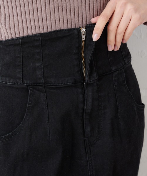 MIIA（ミーア）の「ハイウエストデニムミニスカート（デニムスカート・レディース・ブラック/オフホワイト/インディゴブルー・FREE）」の15枚目の写真