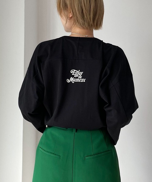 PAGEBOY(ページボーイ)の「レトロストリートロゴロンT(Tシャツ/カットソー・レディース・ブラック/オフホワイト/グリーン・FREE)」の4枚目の写真