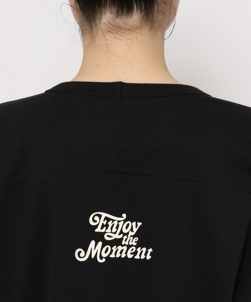 PAGEBOY(ページボーイ)の「レトロストリートロゴロンT(Tシャツ/カットソー・レディース・ブラック/オフホワイト/グリーン・FREE)」の5枚目の写真