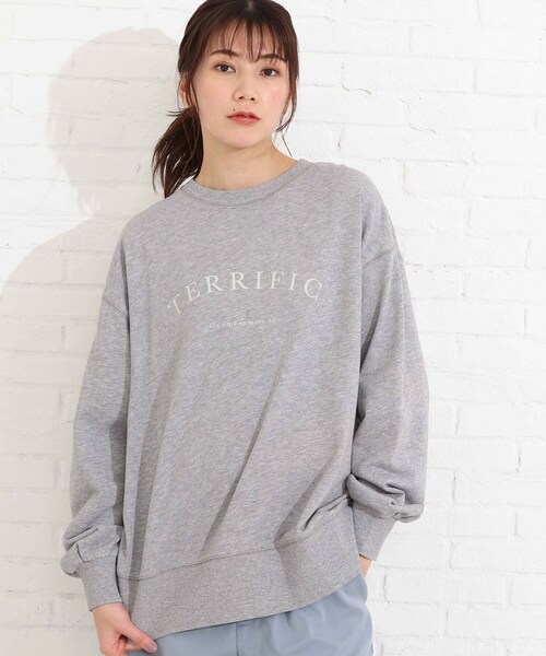 SHOO・LA・RUE(シューラルー)の「◆【S-LL/USAコットン】ロゴスウェット(スウェット・レディース・グレー系その他/ホワイト系その他3/ベージュ系その他4/グレー系1/ライトグリーン系1/ピンク系7・02/03/04)」の1枚目の写真