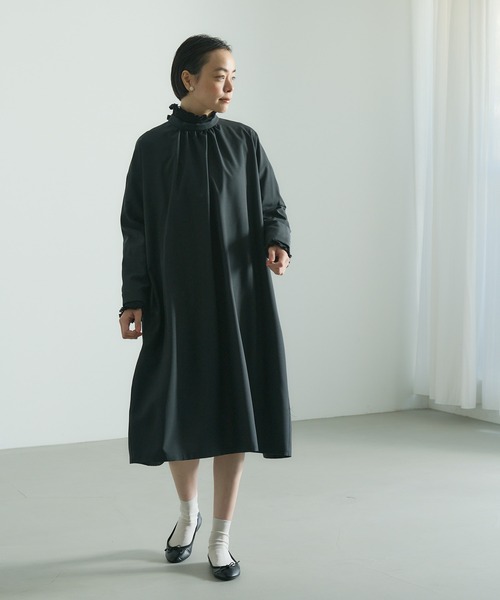 PUAL CE CIN（ピュアルセシン）の「襟袖レースシャーリングプルオーバーブラウス（シャツ/ブラウス・レディース・オフホワイト/ブラック・FREE）」の10枚目の写真