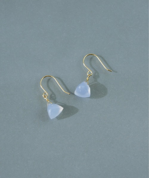 anqanq.（アンクアンク）の「【anqanq.】 K18 pyramid ピアス（ピアス（両耳用）・レディース・ブラウン/ブルー・ONE SIZE）」の5枚目の写真